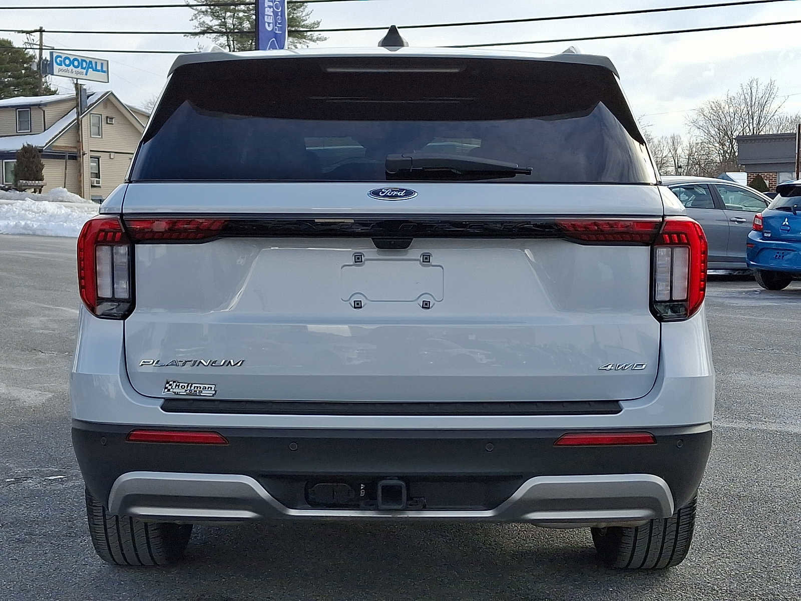 Certified 2025 Ford Explorer Platinum w/ LUX Leather Package image 3