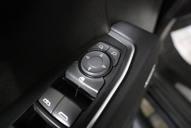 Used 2025 Chevrolet Silverado 1500 LT Trail Boss w/ LT Trail Boss Premium Package AWD/4WD image 32