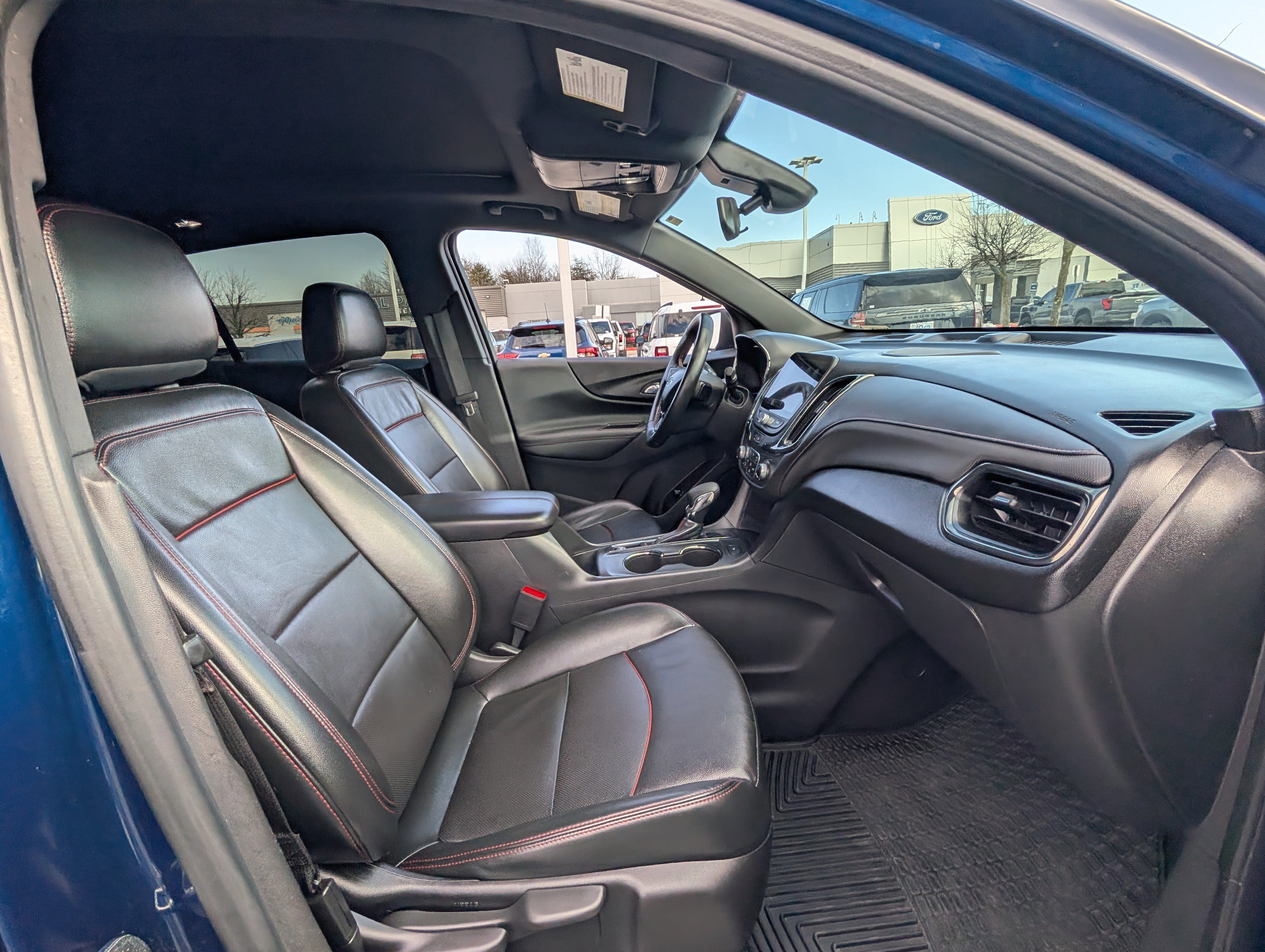 Used 2023 Chevrolet Equinox RS w/ RS Leather Package image 10