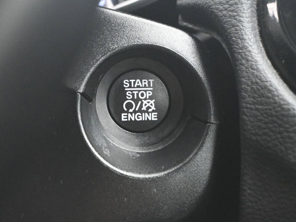 Used 2021 Jeep Compass Latitude image 19