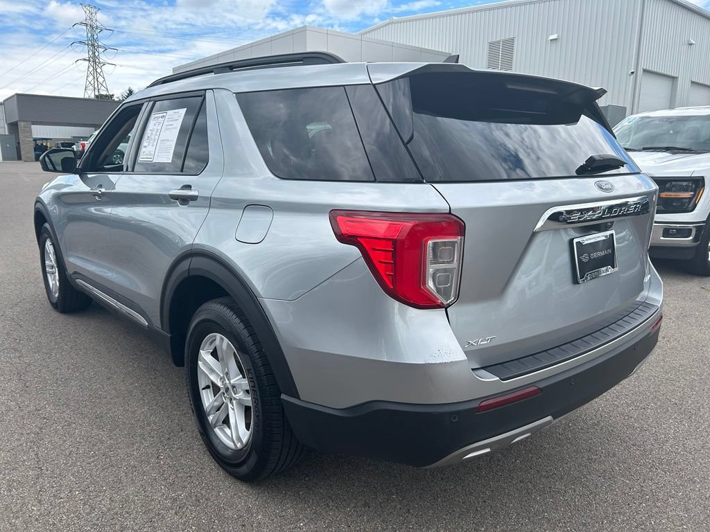 Certified 2024 Ford Explorer XLT w/ Equipment Group 202A AWD/4WD image 6