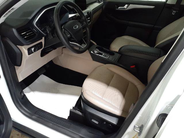 Certified 2022 Ford Escape SEL AWD/4WD image 2