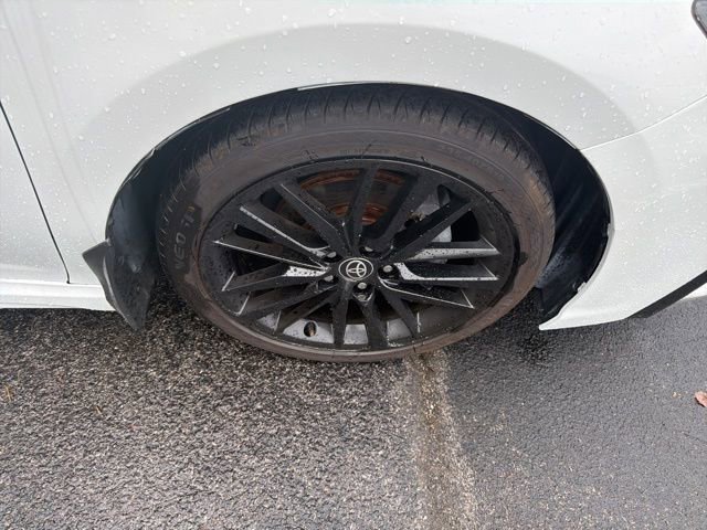 Used 2023 Toyota Camry XSE w/ Navigation Package image 10