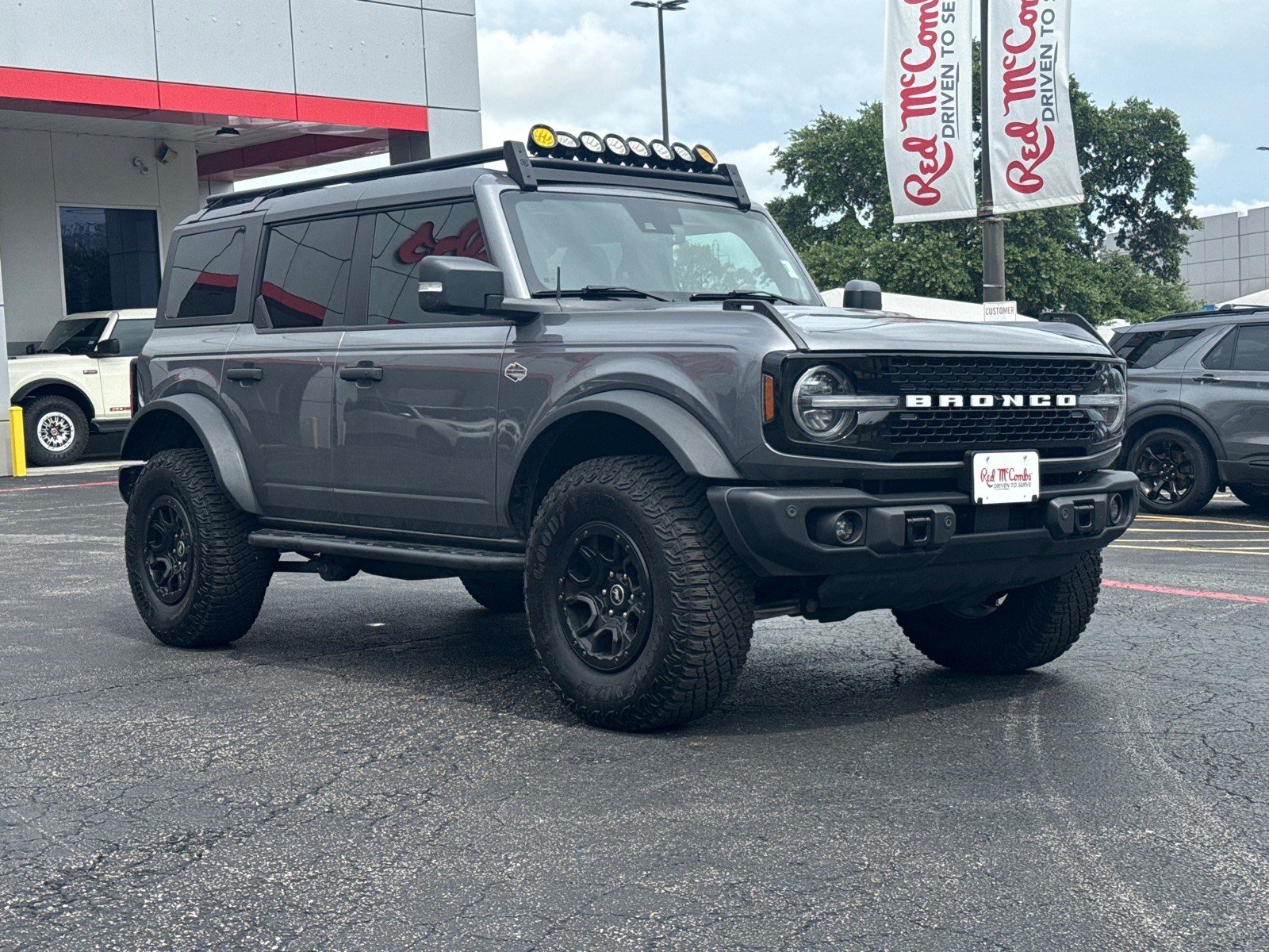 Certified 2023 Ford Bronco Wildtrak AWD/4WD image 4