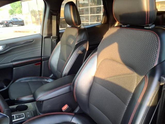 Certified 2025 Ford Escape ST-Line FWD image 11
