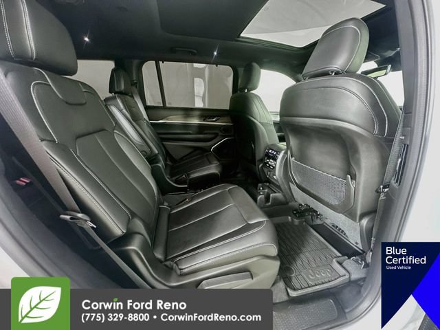 Used 2025 Jeep Grand Cherokee L Limited w/ Luxury Tech Group II AWD/4WD image 35