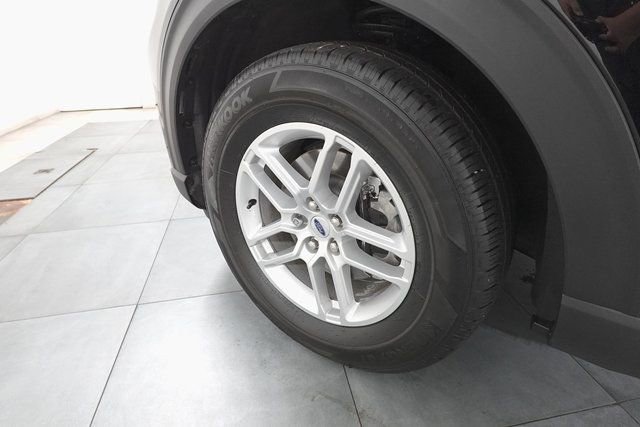 Certified 2025 Ford Explorer Active image 28
