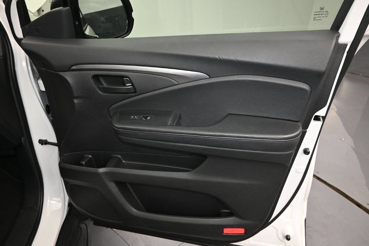 Used 2022 Honda Passport EX-L image 17