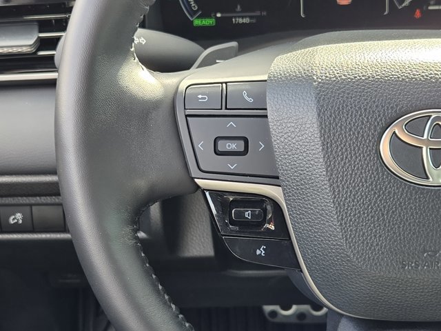 Used 2025 Toyota Camry XSE w/ Premium Package image 27