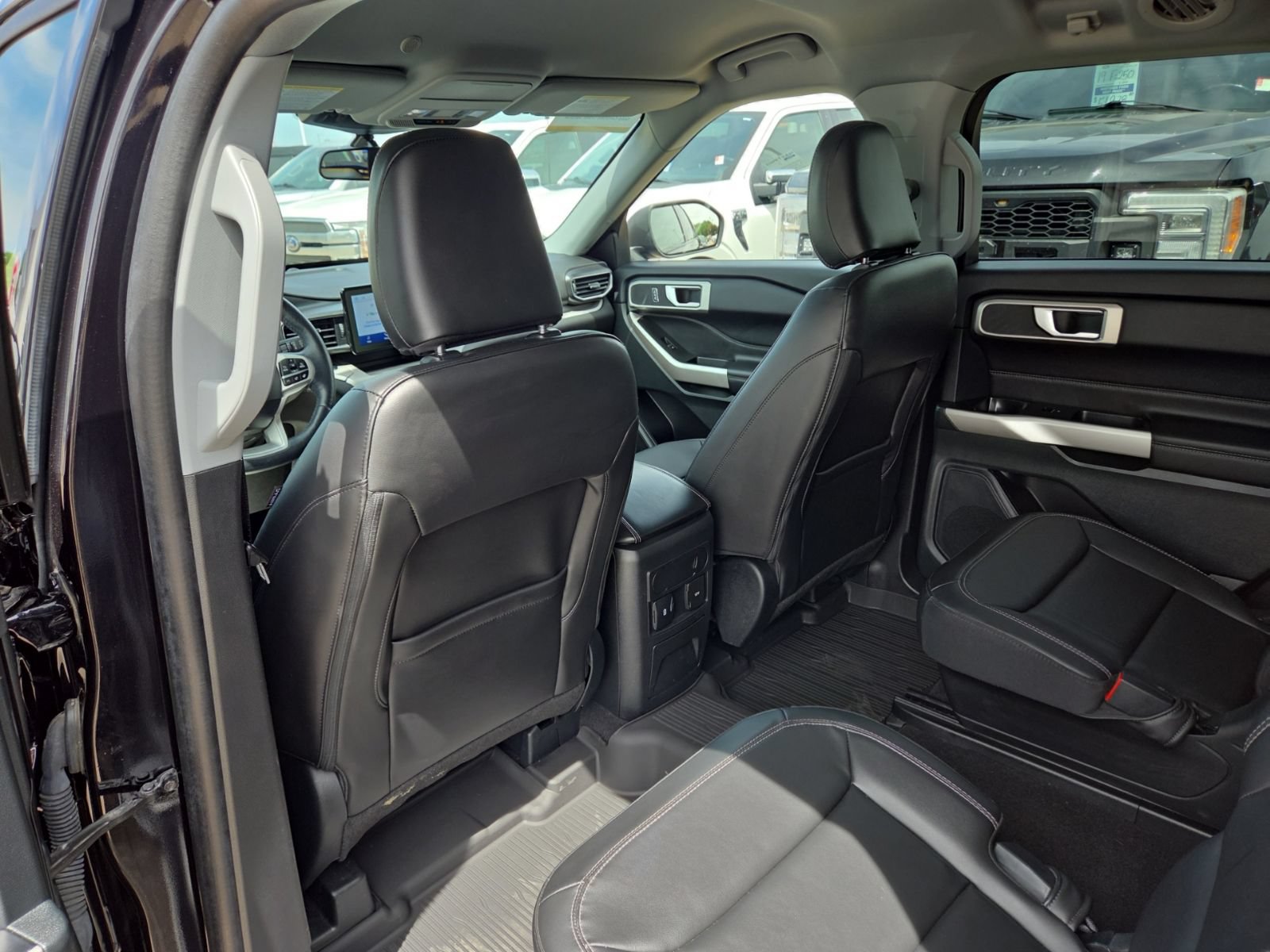 Certified 2023 Ford Explorer XLT w/ Equipment Group 202A AWD/4WD image 45