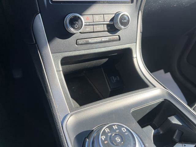 Certified 2022 Ford Edge SE image 30