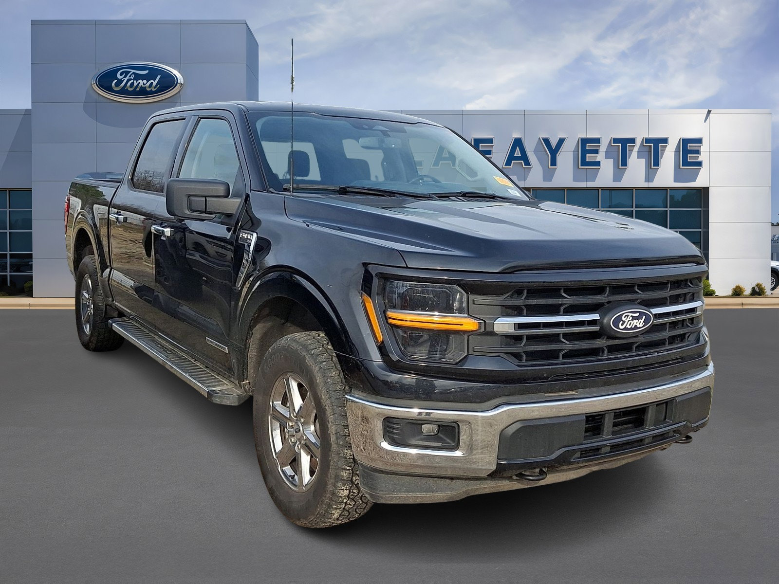 Certified 2024 Ford F150 XLT w/ Mobile Office Package image 1