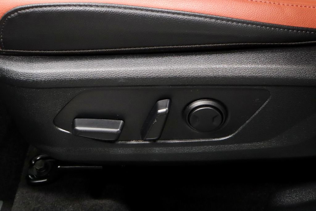 Used 2025 Kia Sportage SX AWD/4WD image 26