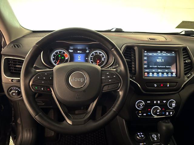 Used 2021 Jeep Cherokee Trailhawk w/ Trailer Tow Group AWD/4WD image 5