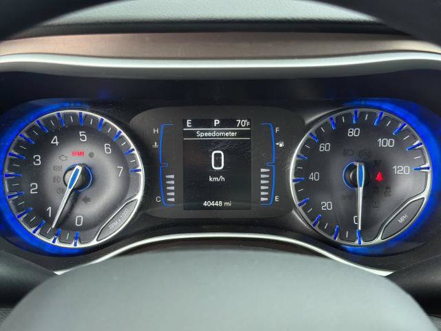 Used 2021 Chrysler Voyager LX FWD image 33