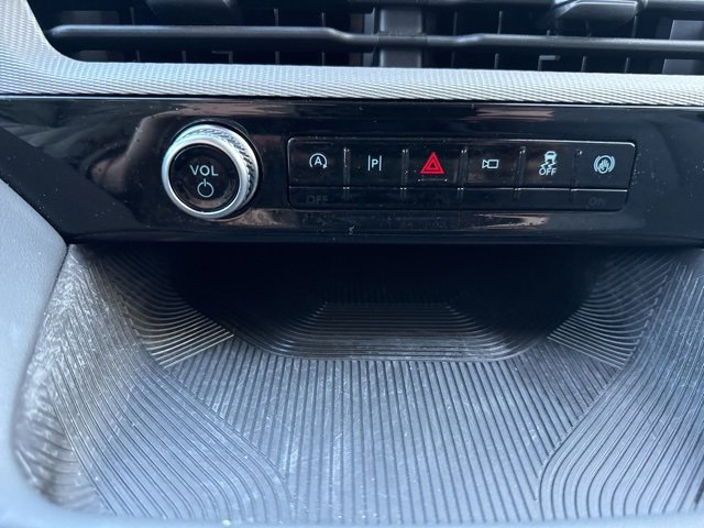 Certified 2025 Ford Explorer Active image 23