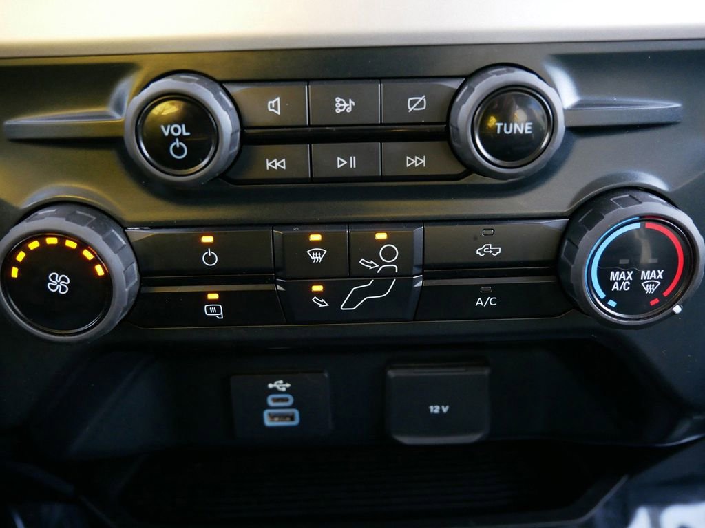 Certified 2023 Ford F350 XLT w/ 360-Degree Camera Package image 26