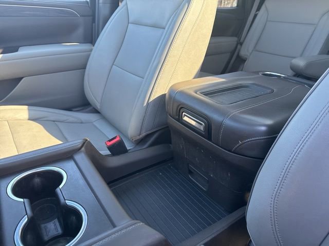 Used 2021 GMC Yukon SLT w/ SLT Premium Package image 21