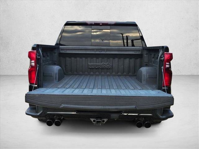 Used 2019 Chevrolet Silverado 1500 High Country w/ Technology Package AWD/4WD image 8