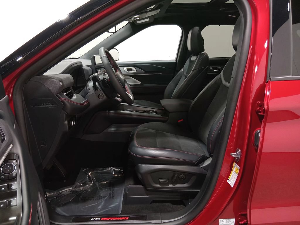 Certified 2025 Ford Explorer ST AWD/4WD image 18