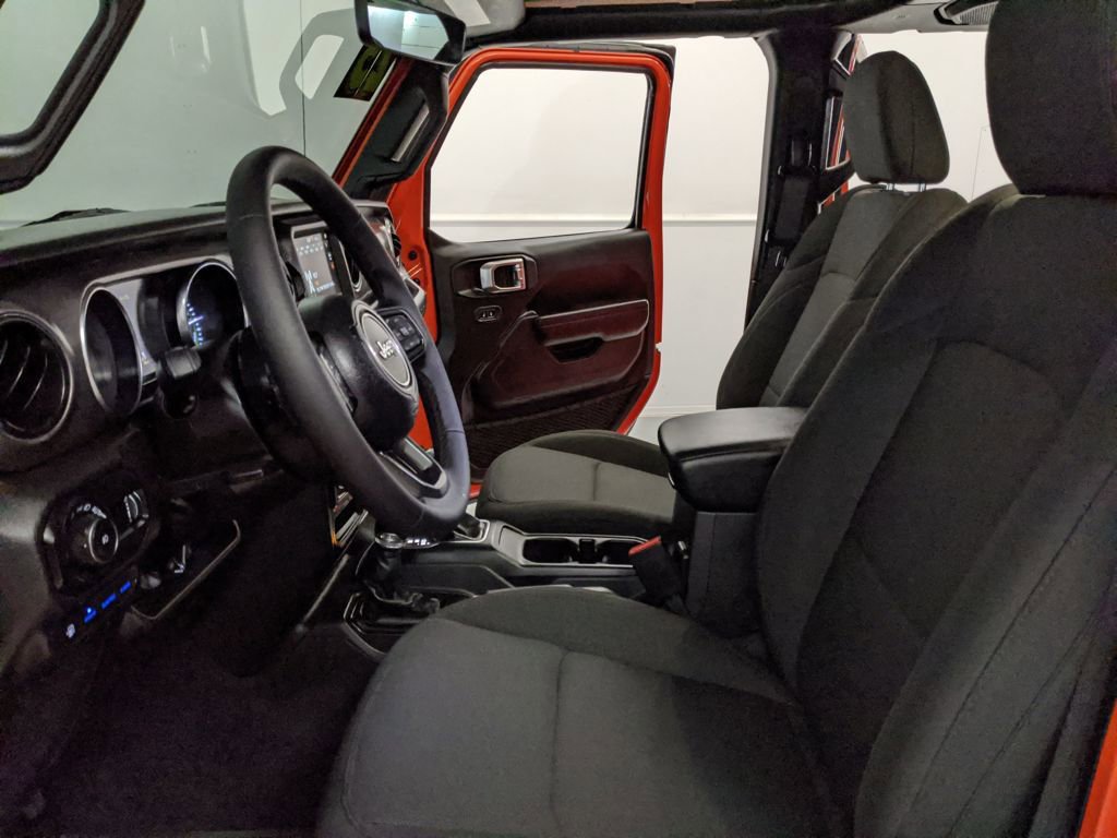 Used 2023 Jeep Wrangler Unlimited image 17