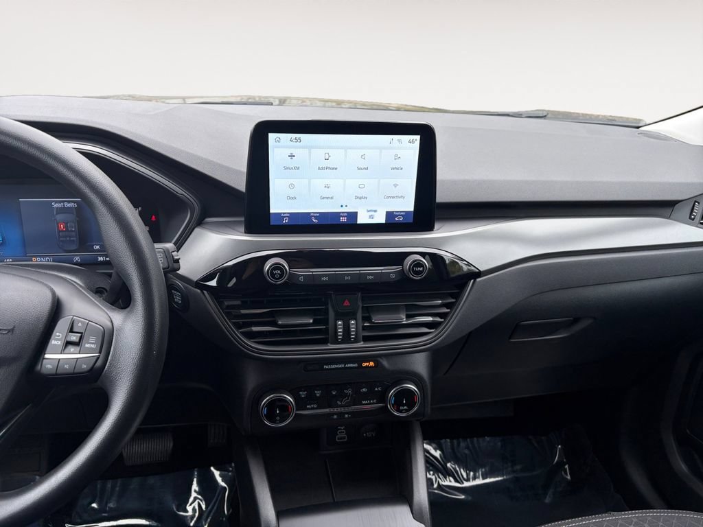 Certified 2025 Ford Escape Active AWD/4WD image 10