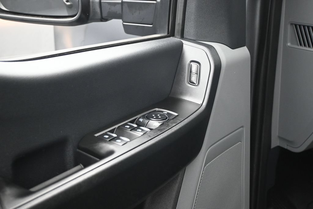 Certified 2025 Ford F250 XL RWD image 10