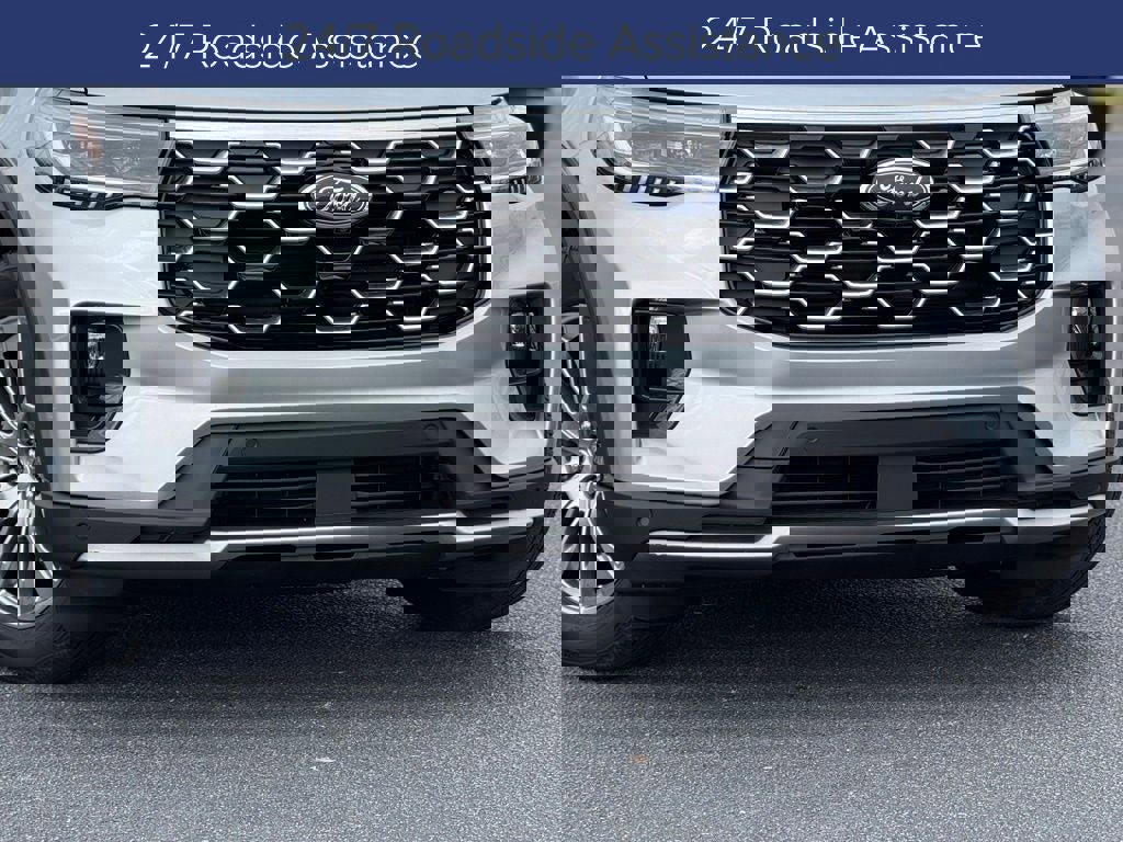 Certified 2025 Ford Explorer Platinum image 4