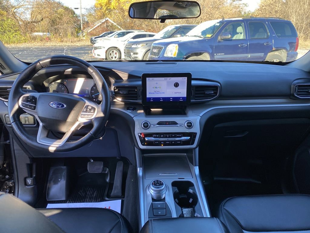 Certified 2023 Ford Explorer XLT w/ Equipment Group 202A image 6