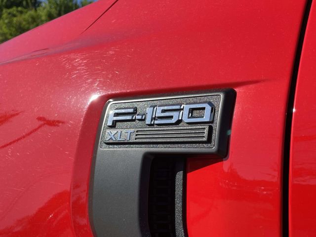 Certified 2022 Ford F150 XLT w/ Equipment Group 302A High image 11