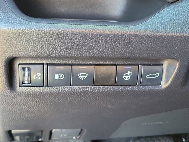 Used 2021 Toyota RAV4 XLE Premium FWD image 18