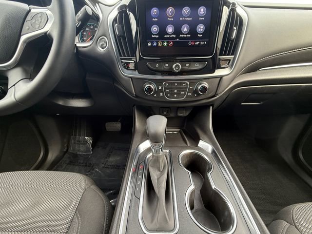 Used 2023 Chevrolet Traverse LT image 15