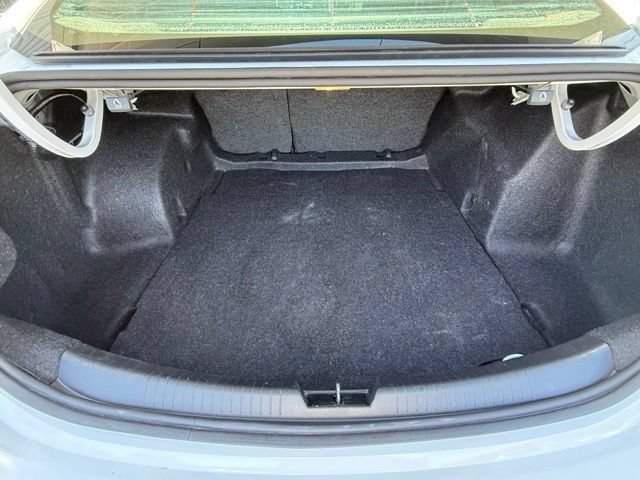 Used 2020 Chevrolet Malibu LS FWD image 16