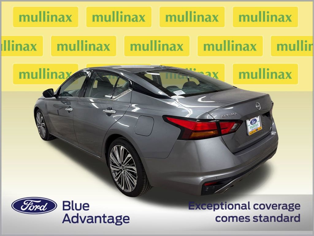 Used 2023 Nissan Altima 2.5 SL FWD image 11