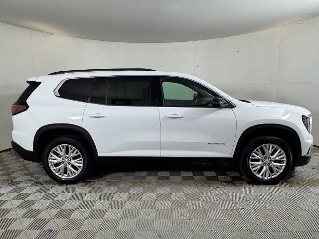Used 2026 GMC Acadia Elevation w/ Elevation Premium Package FWD image 2