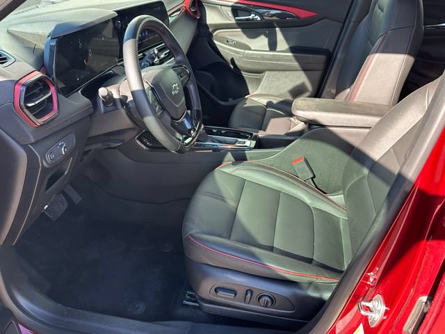 Used 2025 Chevrolet TrailBlazer RS w/ Convenience Package FWD image 15