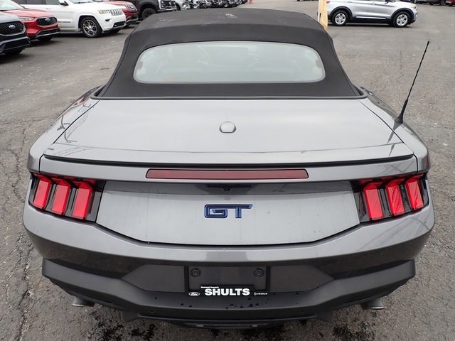 Certified 2025 Ford Mustang GT Premium image 3