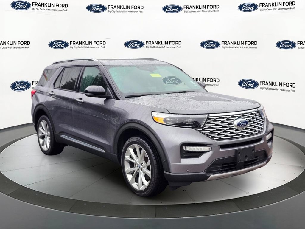 Certified 2022 Ford Explorer Platinum w/ Equipment Group 601A AWD/4WD image 7
