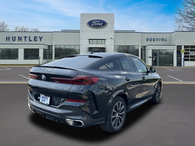 Used 2025 BMW X6 xDrive40i w/ Climate Comfort Package AWD/4WD image 4
