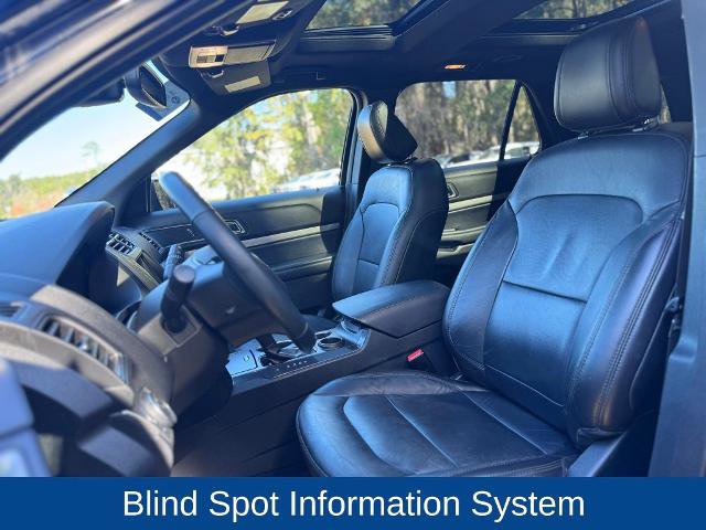 Certified 2018 Ford Explorer XLT w/ Equipment Group 202A image 11