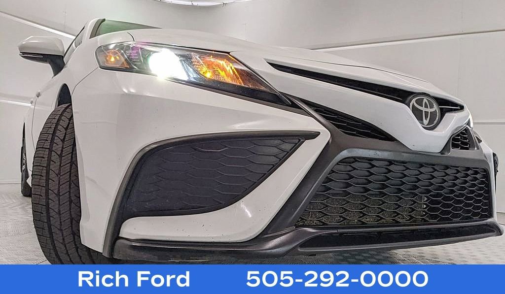 Used 2023 Toyota Camry SE w/ Audio Upgrade Package image 23