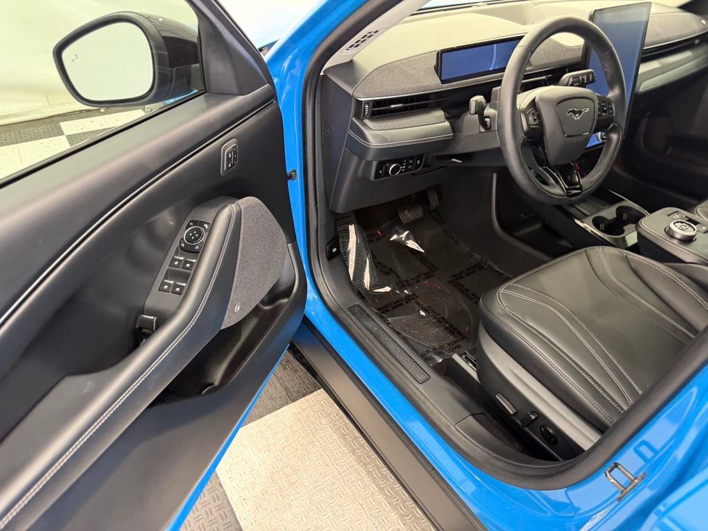 Certified 2024 Ford Mustang Mach-E Premium AWD/4WD image 31