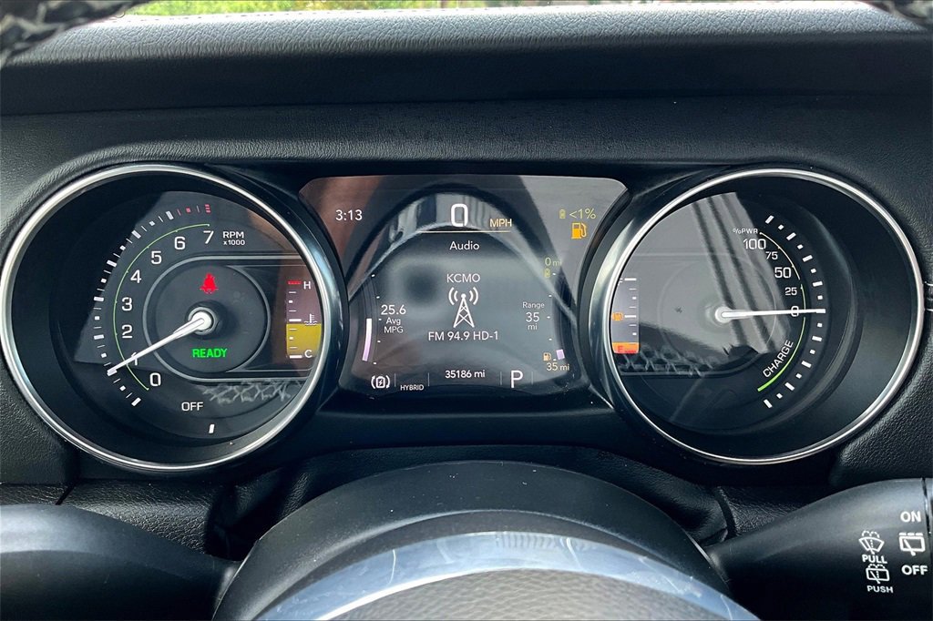 Used 2022 Jeep Wrangler Unlimited Sahara w/ Cold Weather Group image 20