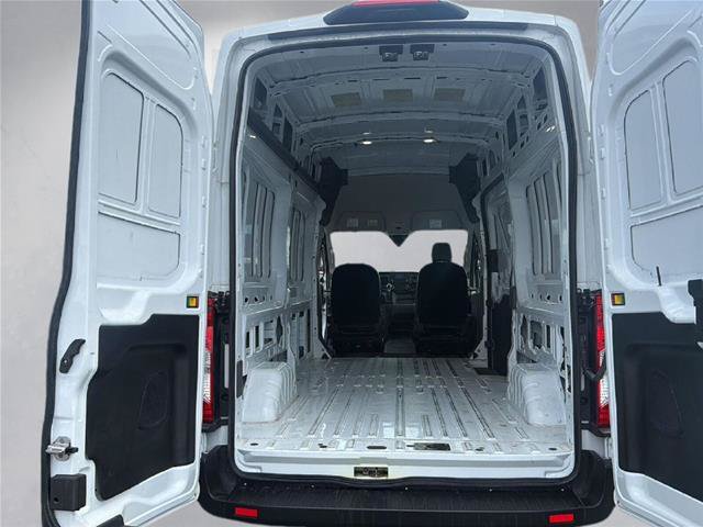 Certified 2025 Ford Transit 250 148 High Roof RWD image 21