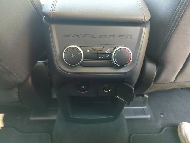 Certified 2025 Ford Explorer Active AWD/4WD image 24