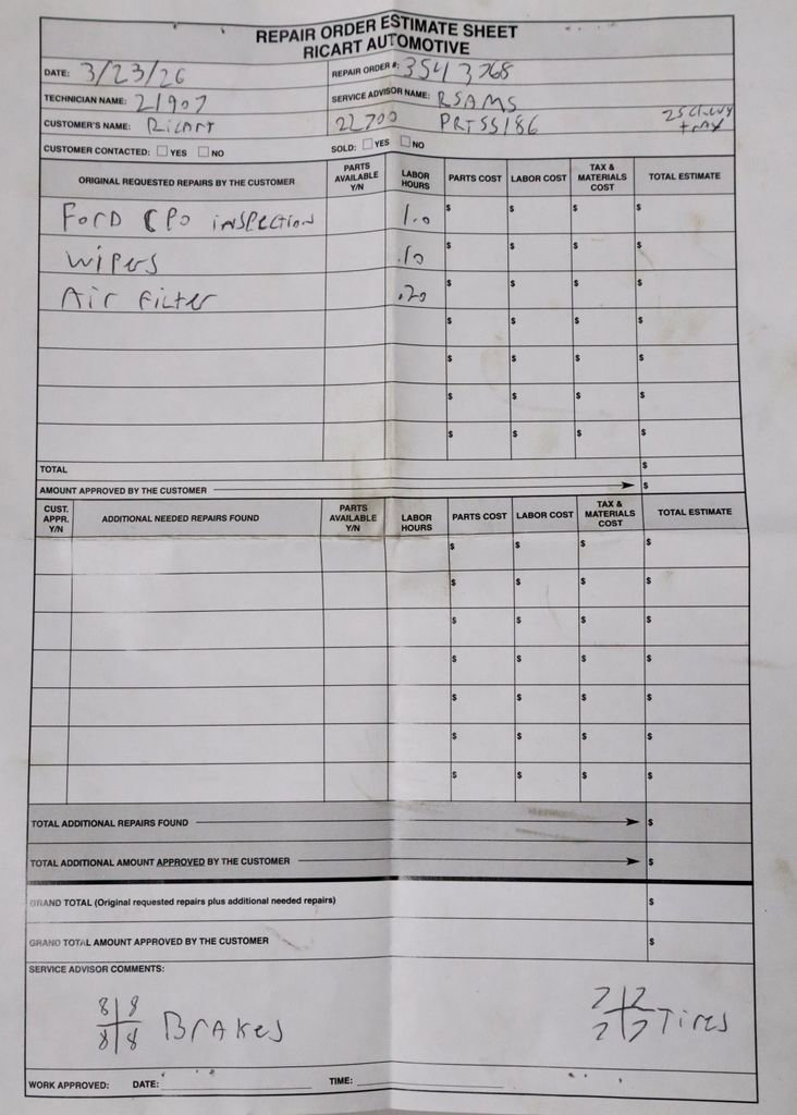 Used 2025 Chevrolet Trax LT w/ LT Convenience Package image 11