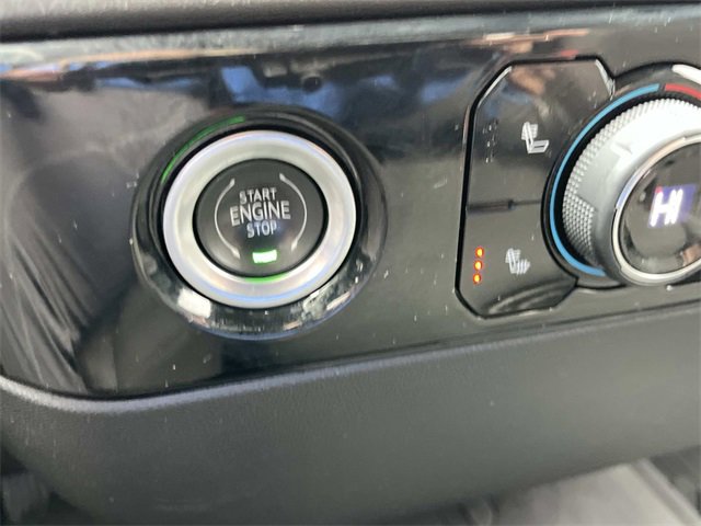 Used 2024 Chevrolet Silverado 1500 LT image 33