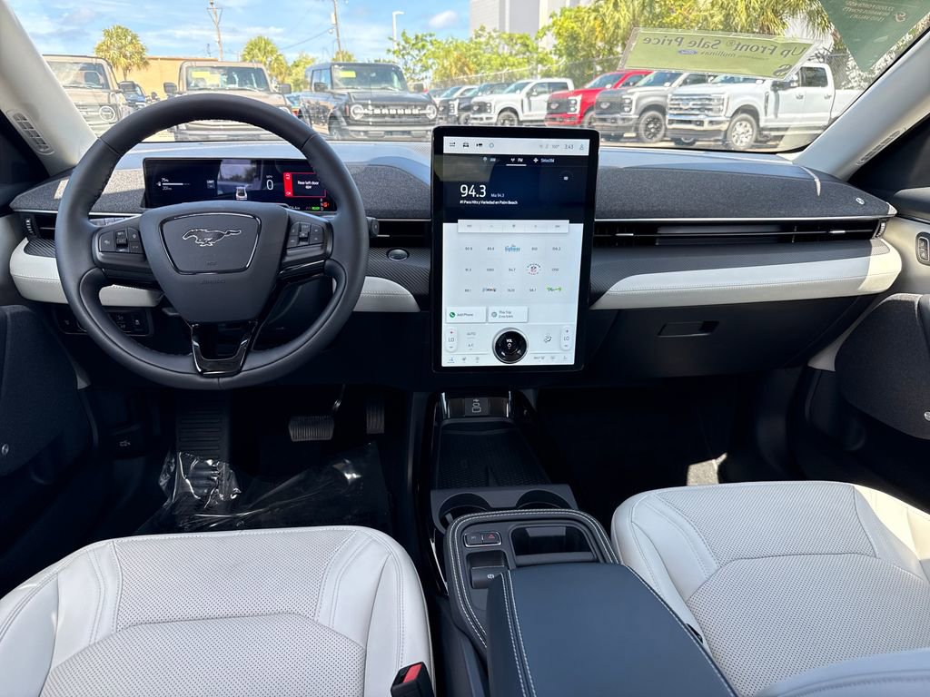 Certified 2025 Ford Mustang Mach-E Premium RWD image 6
