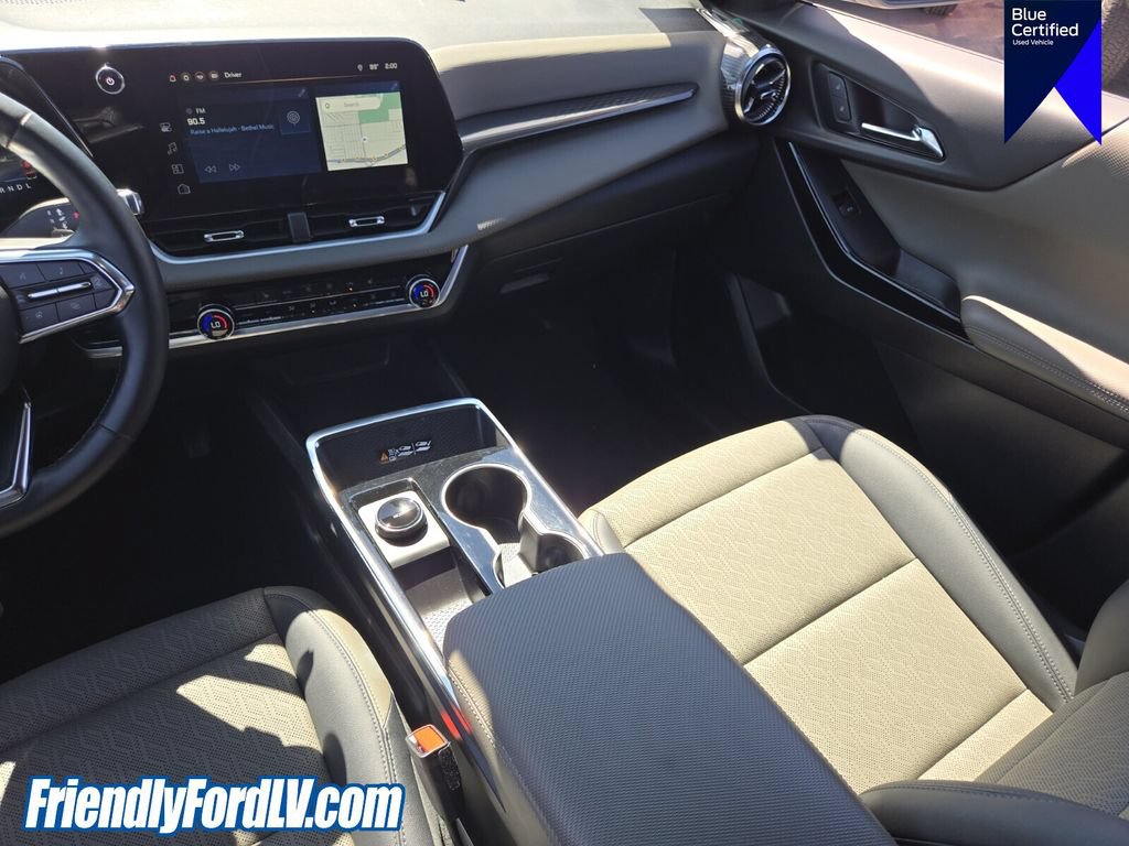 Used 2026 Chevrolet Equinox LT w/ Convenience Package II FWD image 16