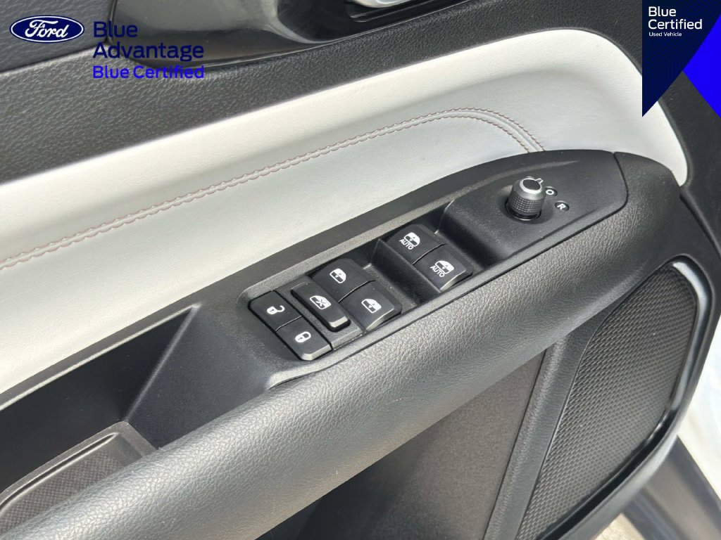 Used 2025 Jeep Compass Limited AWD/4WD image 17